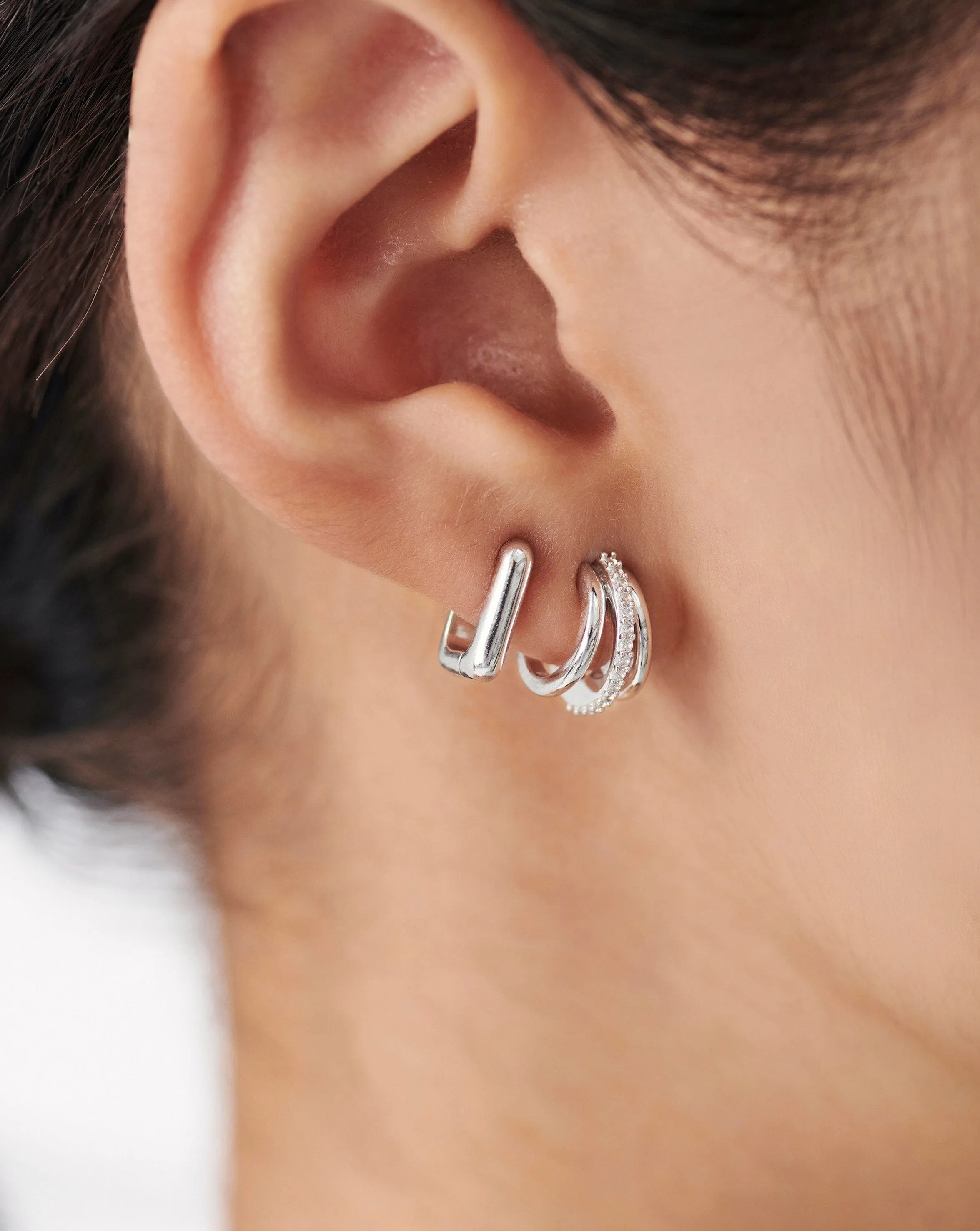 Mini Plain Ovate Earrings